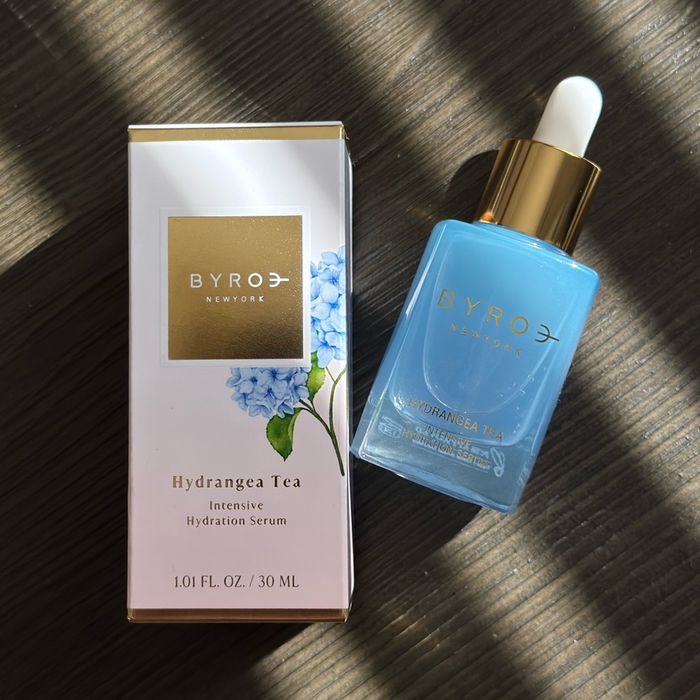 NEW Byroe Hydrangea Tea Infused Hydration Serum